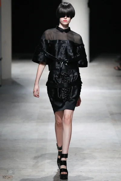Look 26